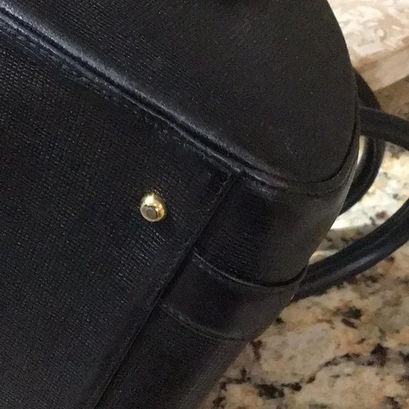 Excellent MCM Boston Black Leather Handbag - Picture 7 of 13